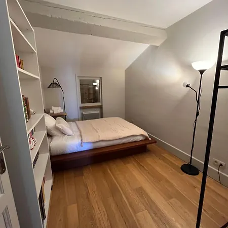 Maison De Montmorency Au Pied De La Cite קרקסון